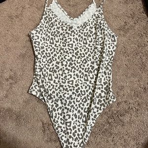 aeo cheetah print bodysuit!